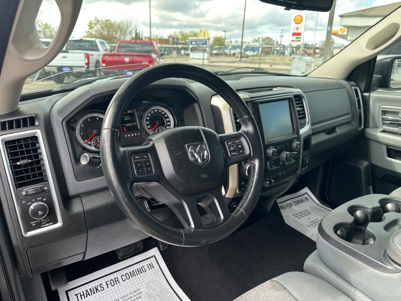 RAM 1500 4WD Reg Cab 120.5" Big Horn 2014