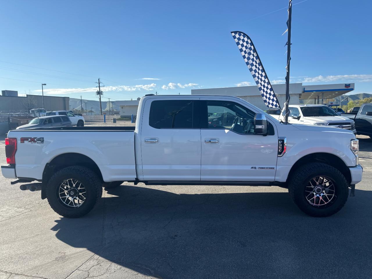 Ford Super Duty F-350 SRW King Ranch 4WD Crew Cab 8' Box 2022