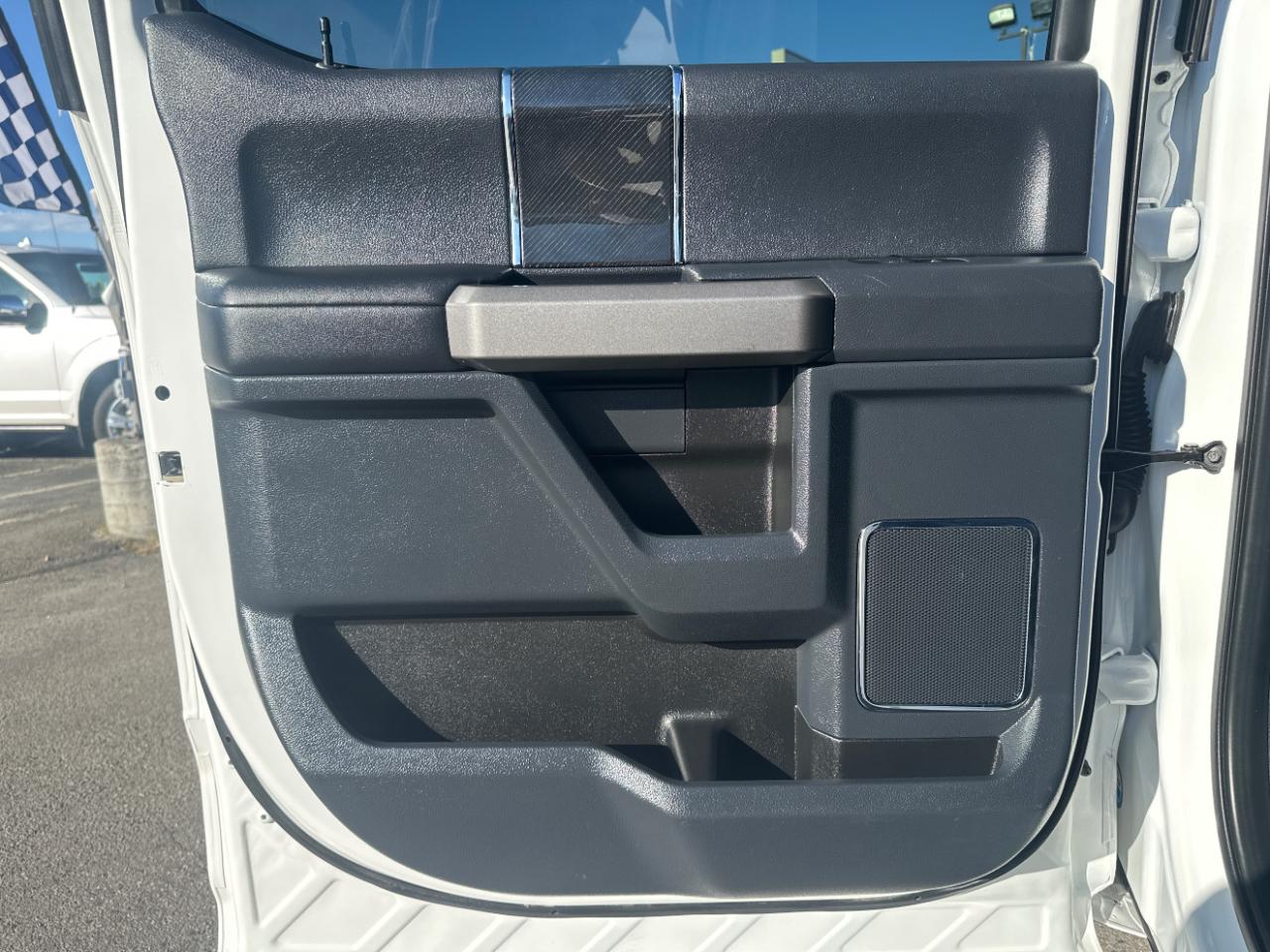 Ford Super Duty F-350 SRW King Ranch 4WD Crew Cab 8' Box 2022