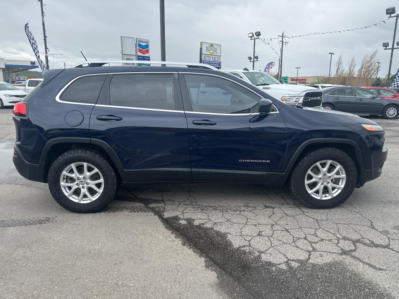 Jeep Cherokee 4WD 4dr Latitude 2014