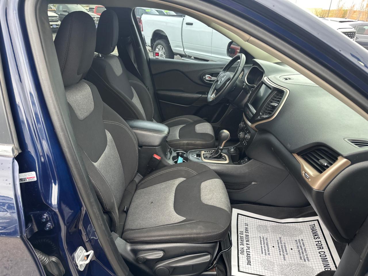 Jeep Cherokee 4WD 4dr Latitude 2014