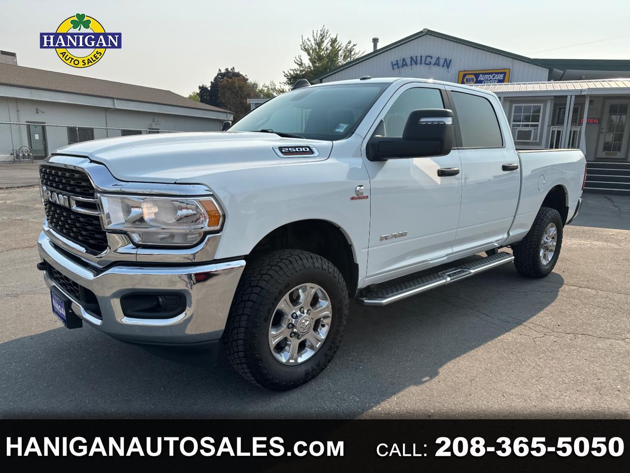 RAM 2500 Big Horn 4x4 Crew Cab 6'4" Box 2024