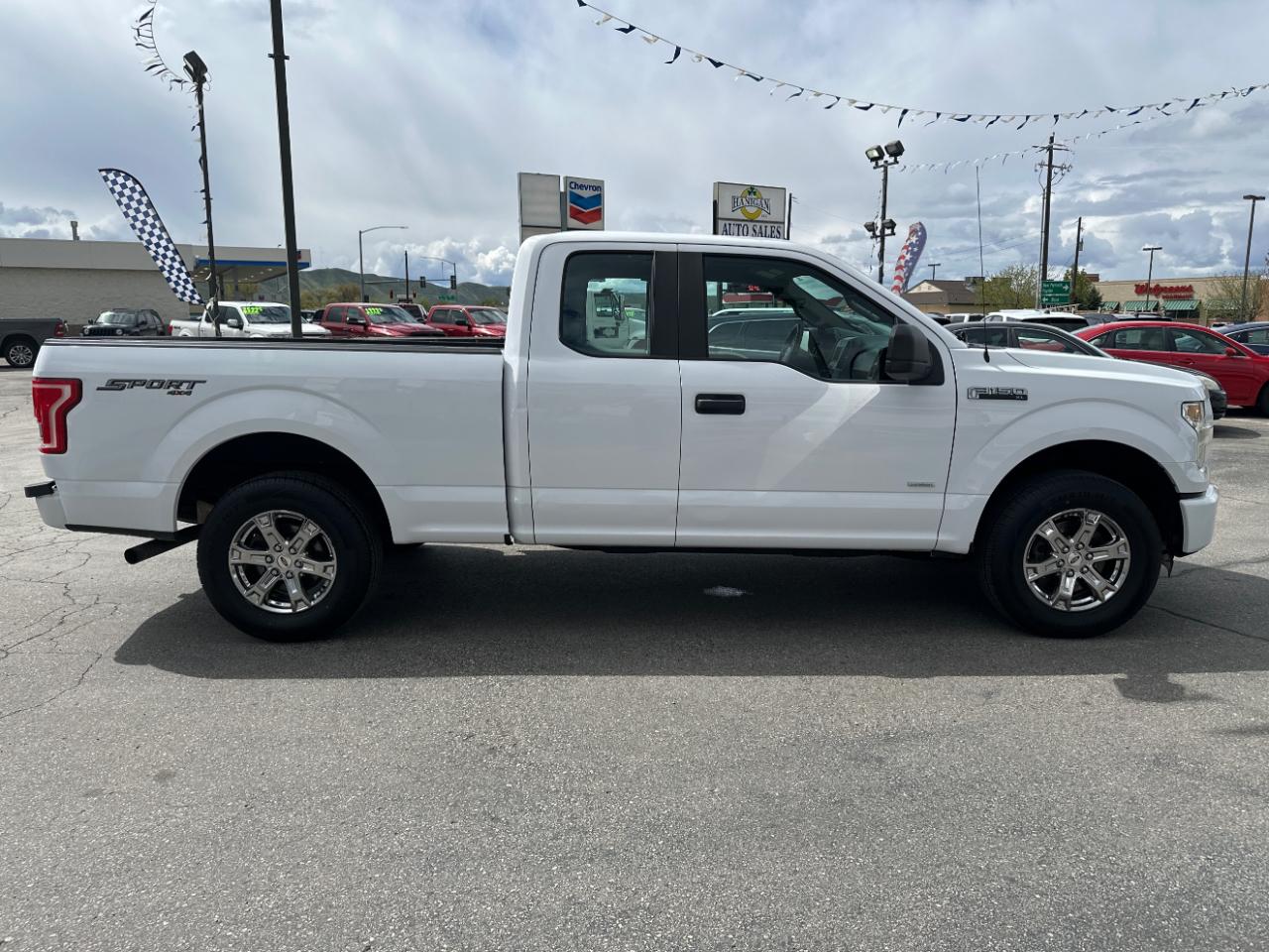 Ford F-150 4WD SuperCab 145" Lariat 2016