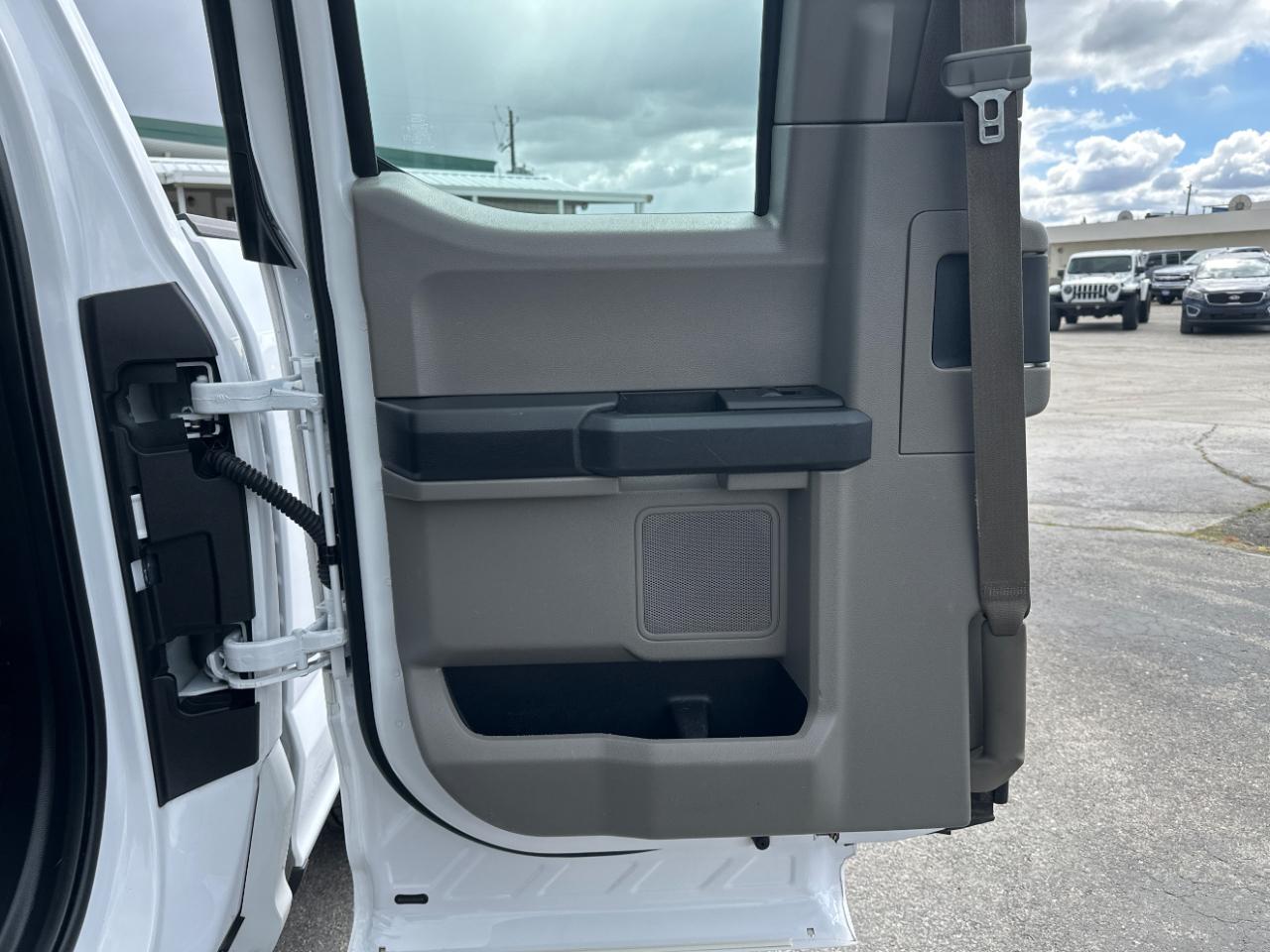 Ford F-150 4WD SuperCab 145" Lariat 2016