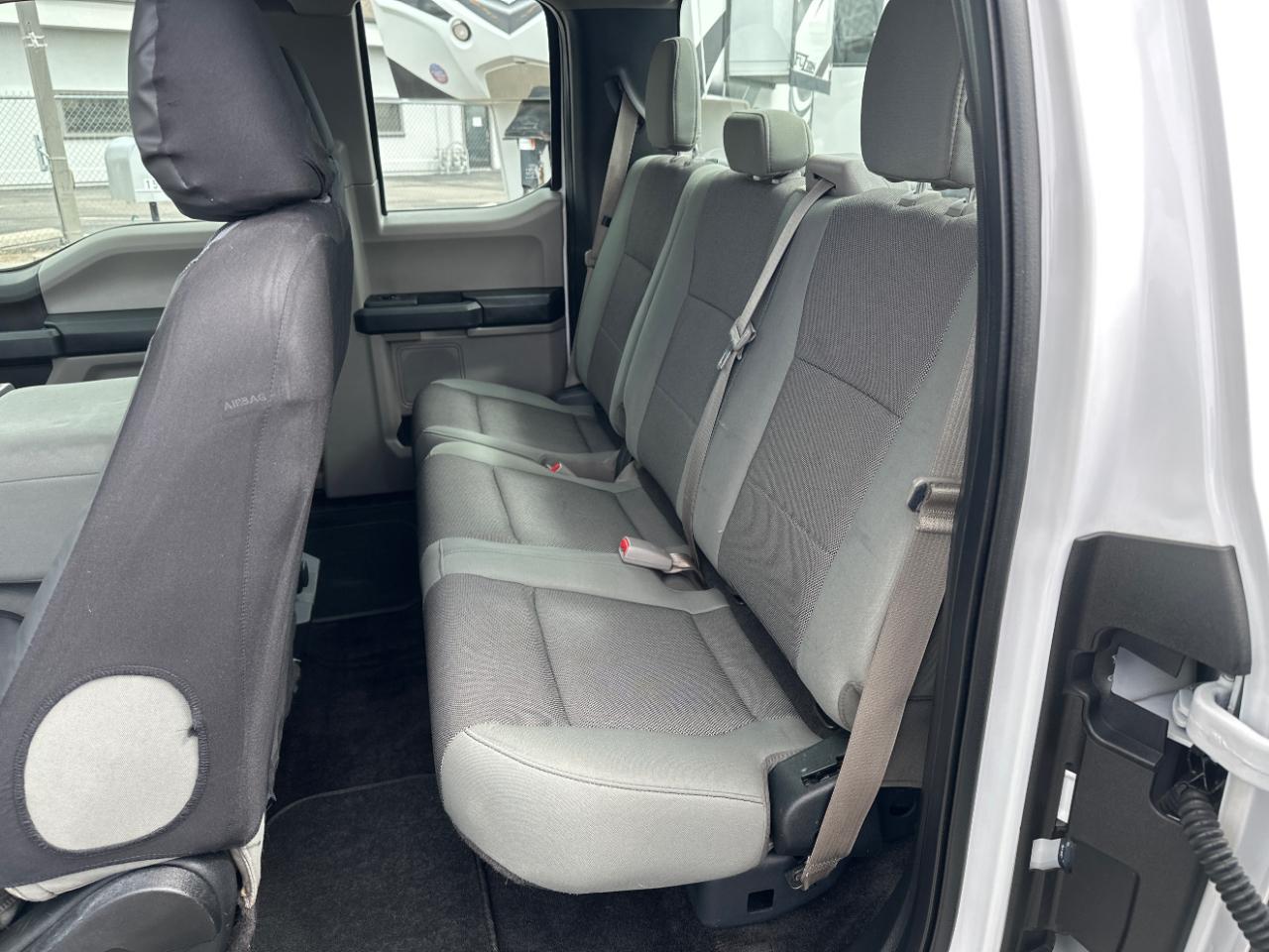 Ford F-150 4WD SuperCab 145" Lariat 2016