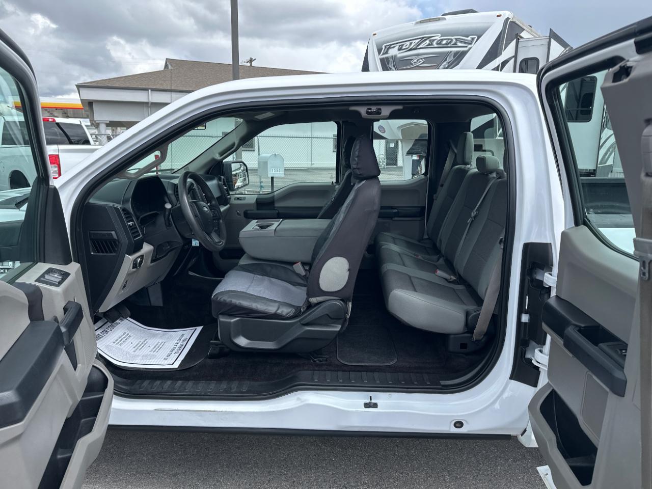 Ford F-150 4WD SuperCab 145" Lariat 2016