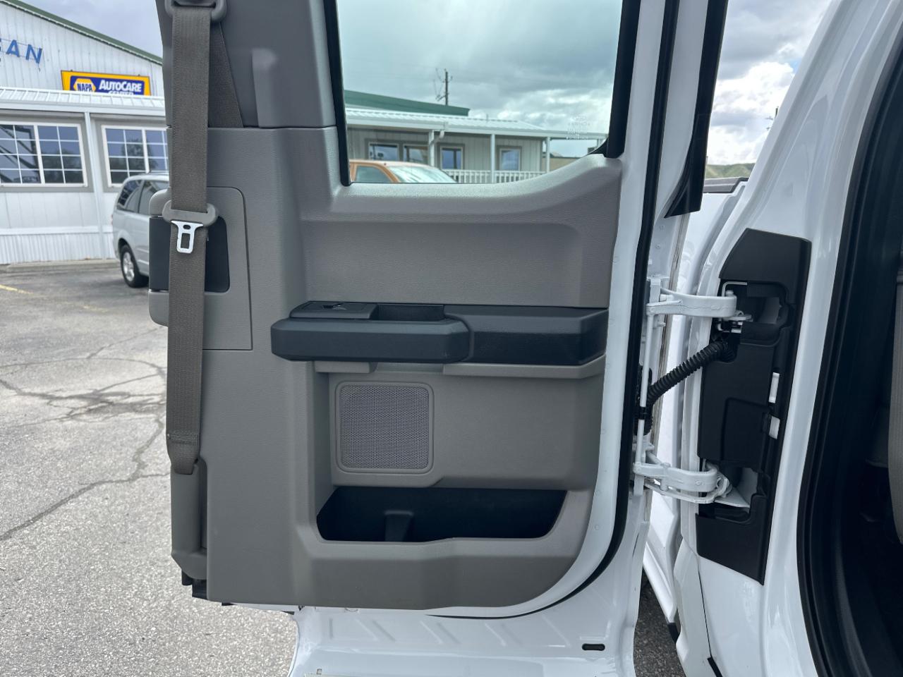 Ford F-150 4WD SuperCab 145" Lariat 2016