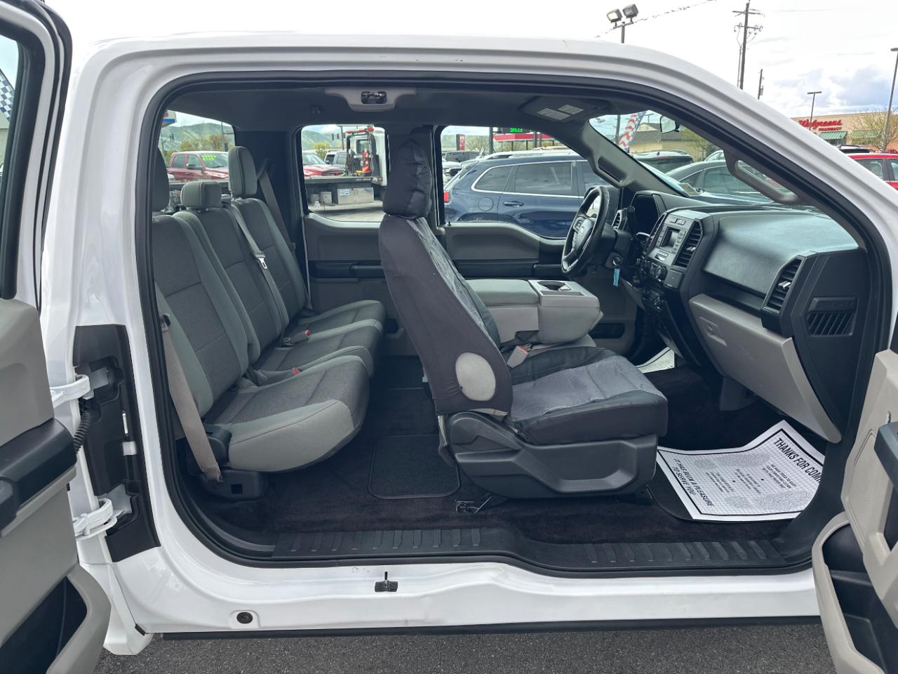 Ford F-150 4WD SuperCab 145" Lariat 2016