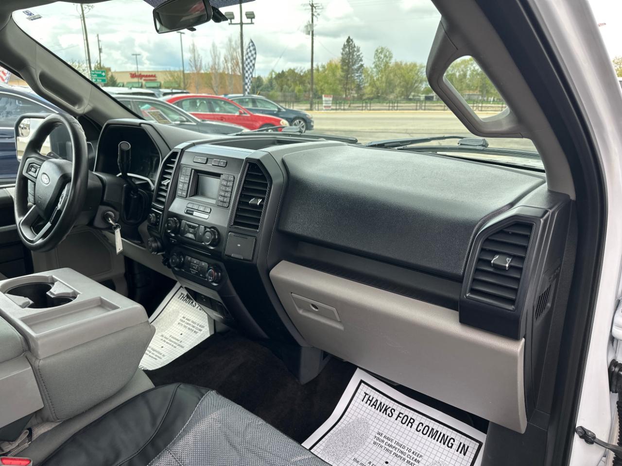 Ford F-150 4WD SuperCab 145" Lariat 2016