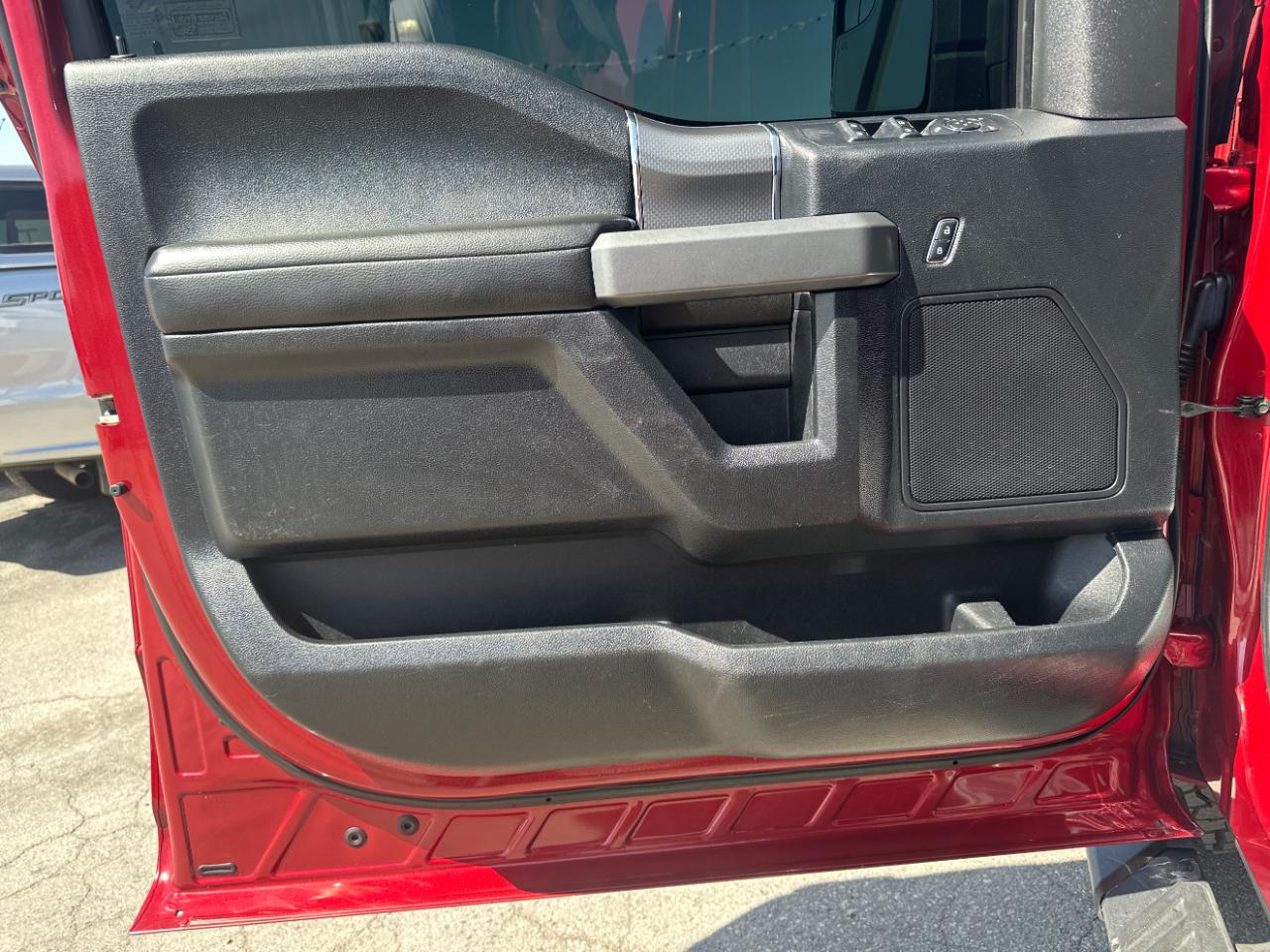 Ford F-150 4WD SuperCrew 145" Lariat 2016