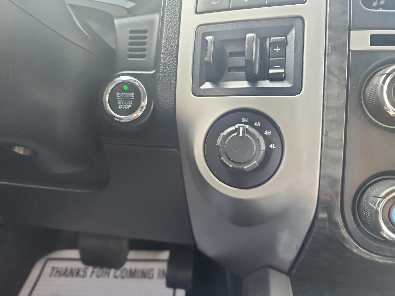 Ford Expedition EL 4WD 4dr Limited 2016