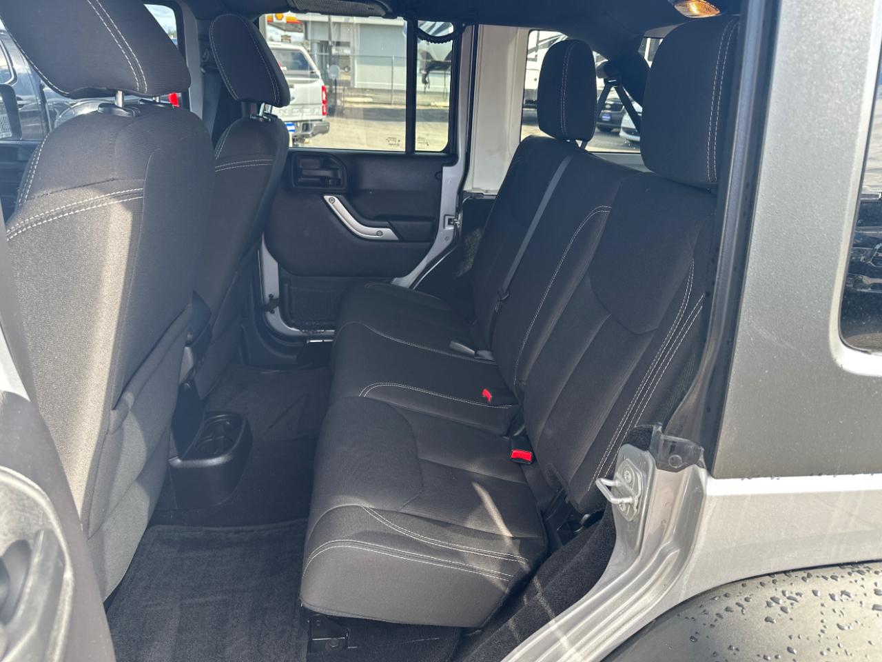 Jeep Wrangler Unlimited 4WD 4dr Rubicon 2015