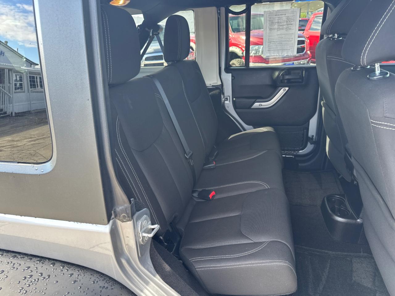 Jeep Wrangler Unlimited 4WD 4dr Rubicon 2015