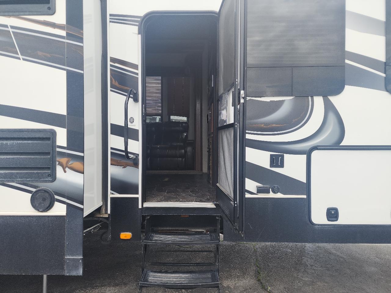 Keystone Fuzion  1984