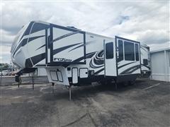 1984 Keystone Fuzion 