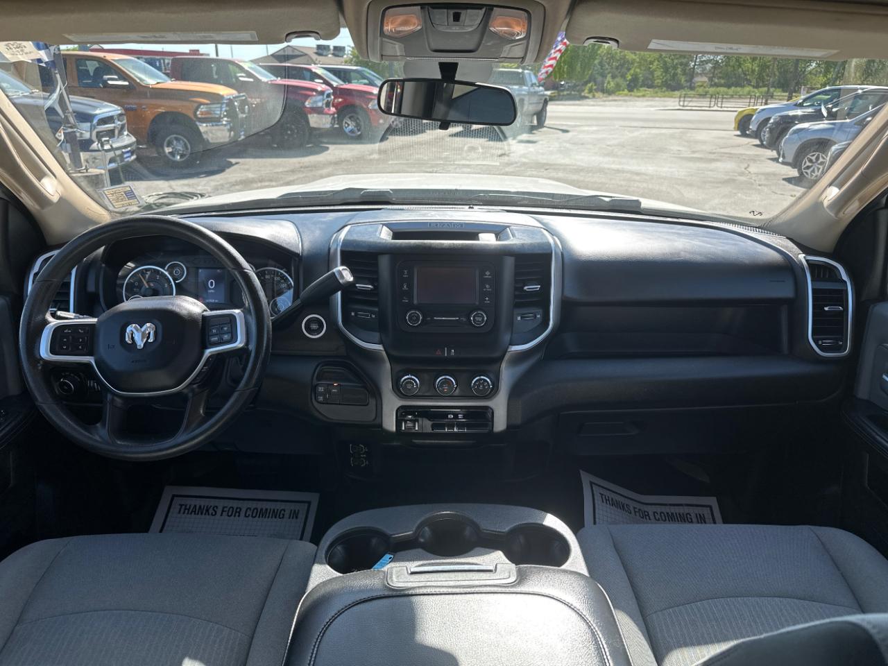 RAM 3500 Big Horn 4x4 Crew Cab 6'4" Box 2019