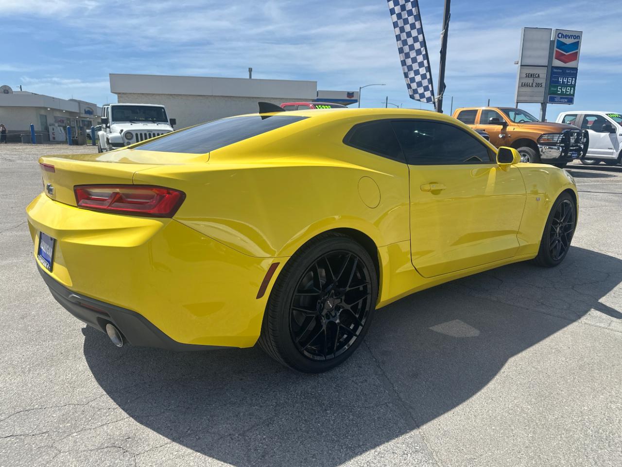 Chevrolet Camaro 2dr Cpe 1LT 2016