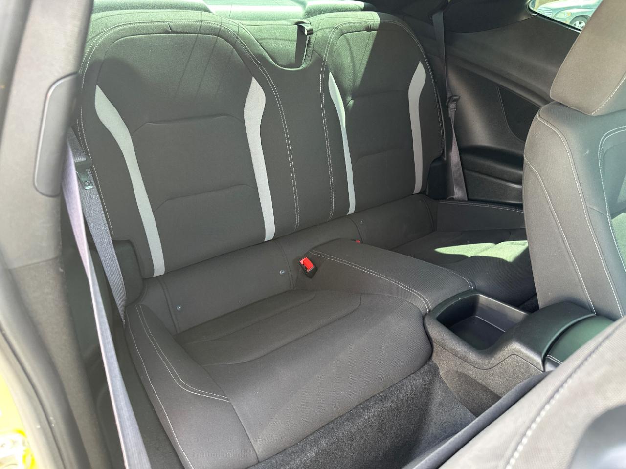 Chevrolet Camaro 2dr Cpe 1LT 2016