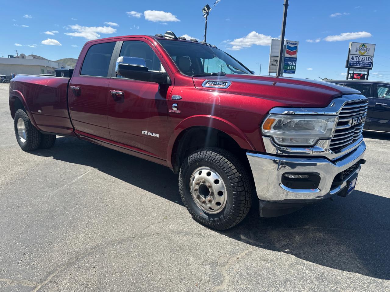 RAM 3500 Laramie 4x4 Crew Cab 8' Box 2022