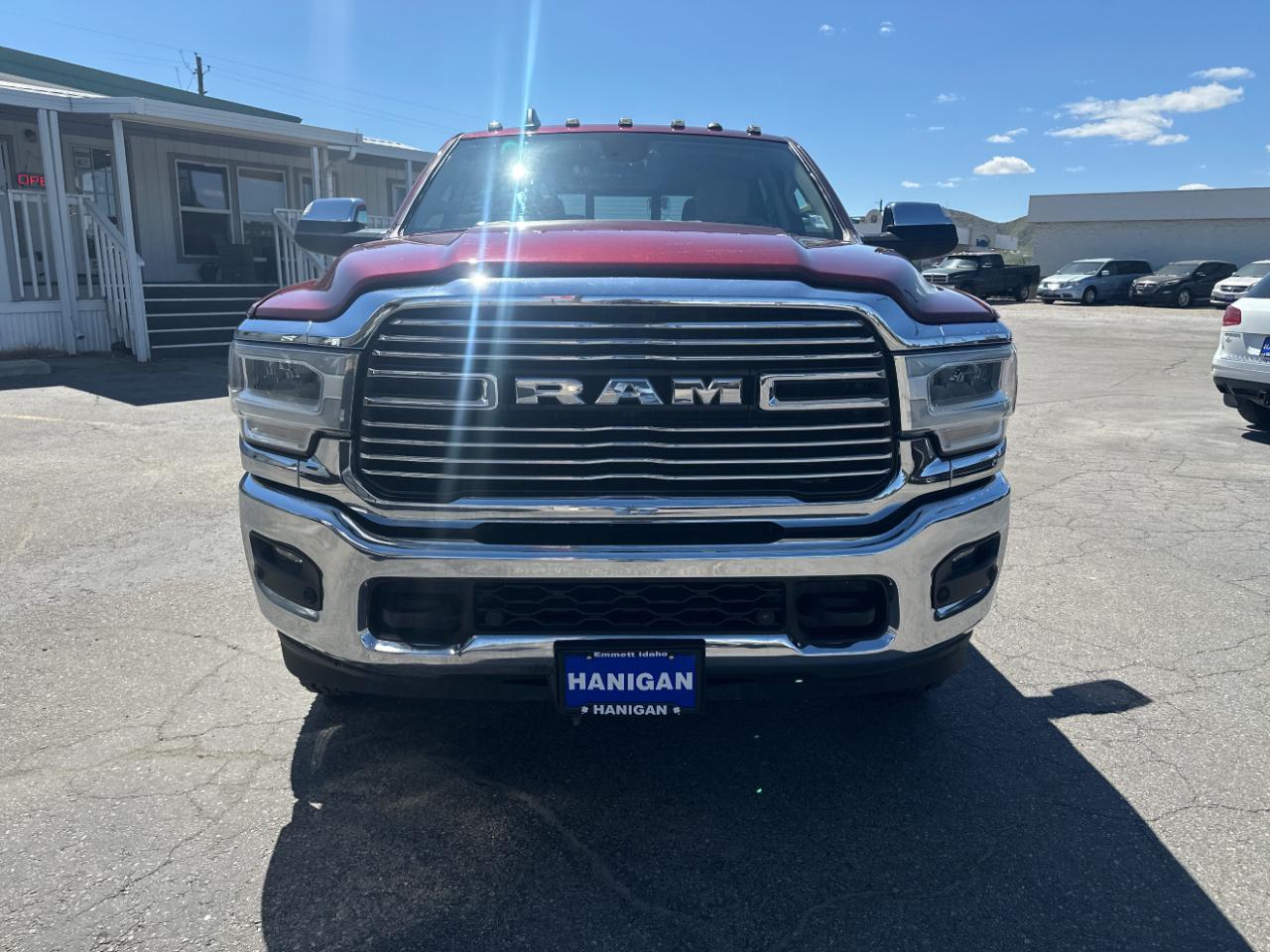 RAM 3500 Laramie 4x4 Crew Cab 8' Box 2022