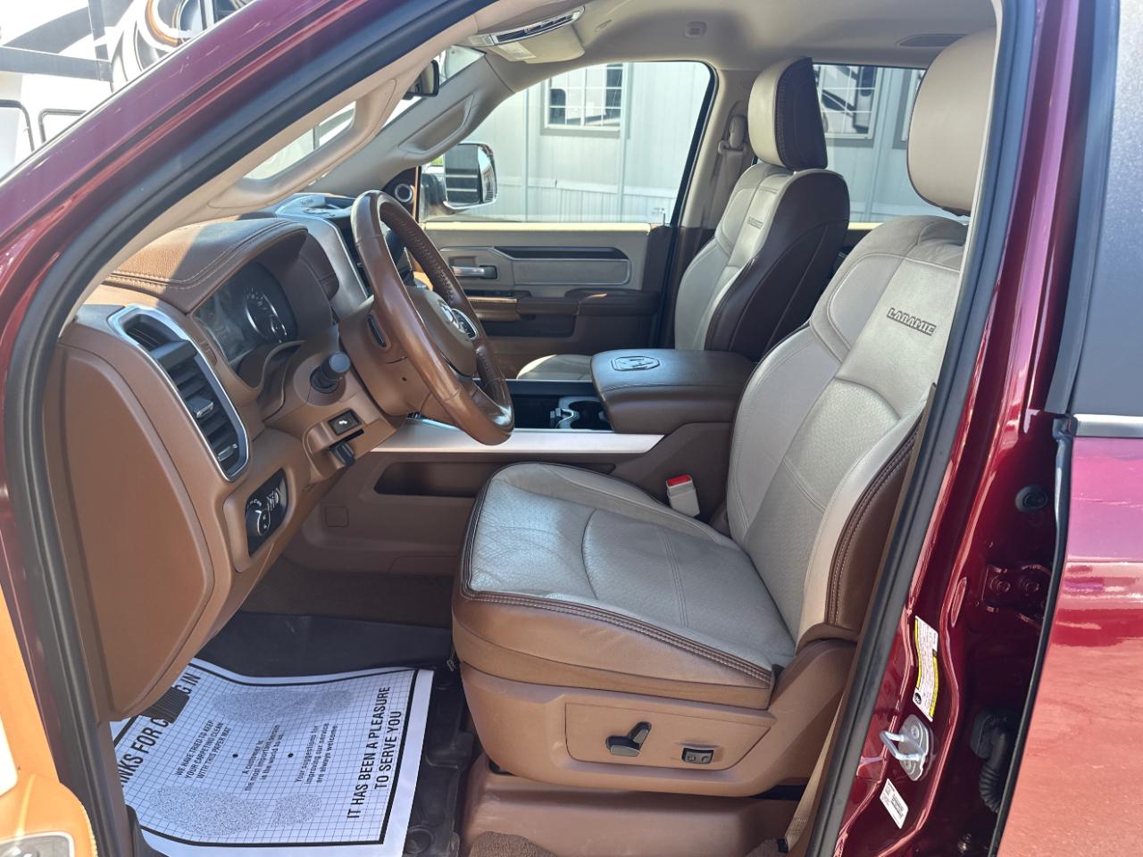 RAM 3500 Laramie 4x4 Crew Cab 8' Box 2022