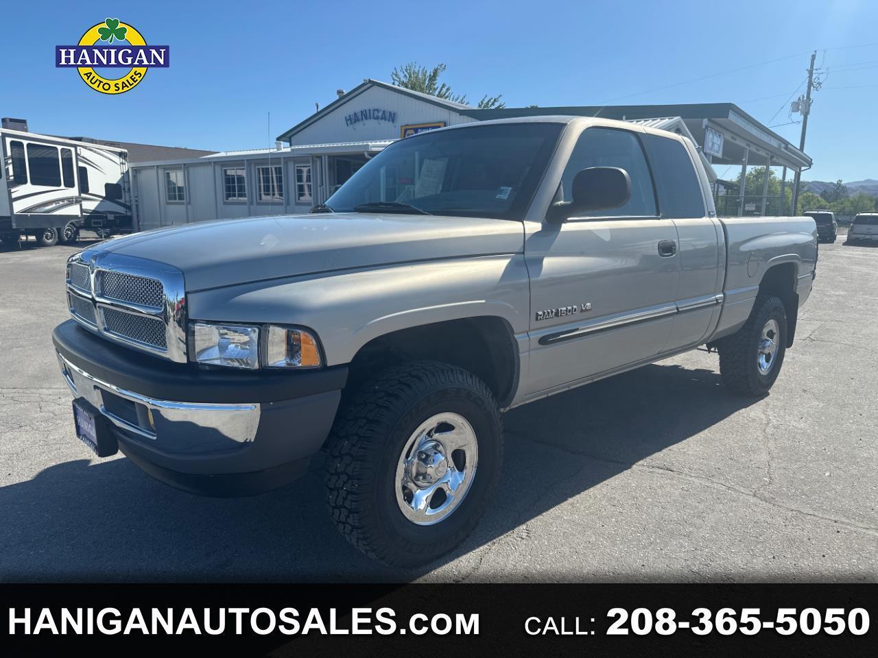2000 Dodge Ram 1500 4dr Quad Cab 139" WB 4WD