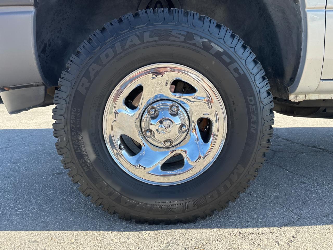 Dodge Ram 1500 4dr Quad Cab 139" WB 4WD 2000