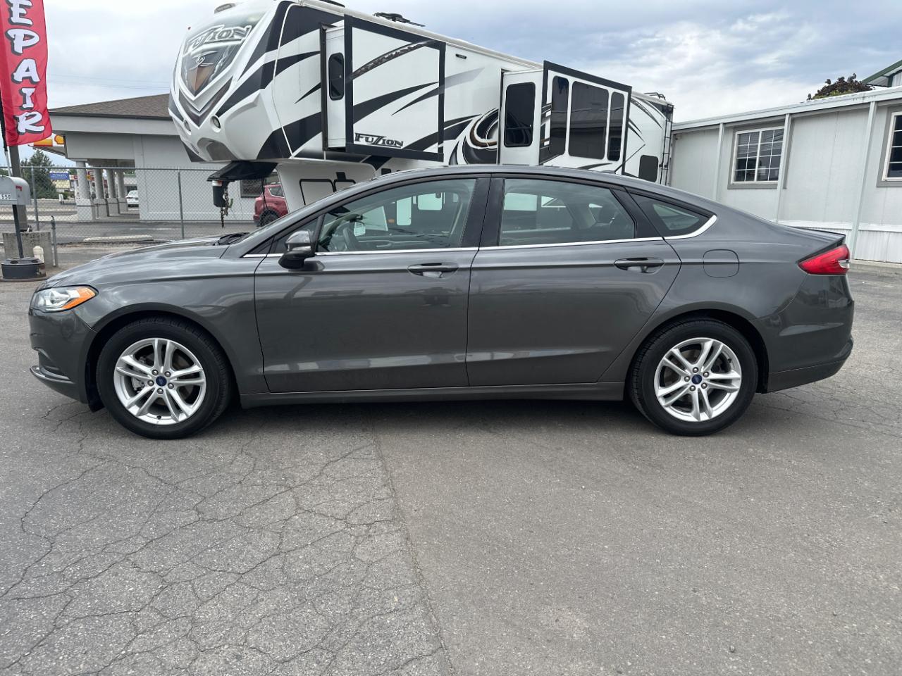 Ford Fusion SE FWD 2018