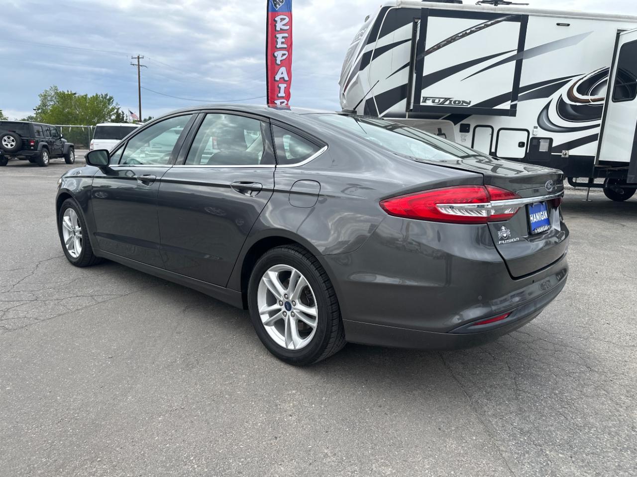 Ford Fusion SE FWD 2018