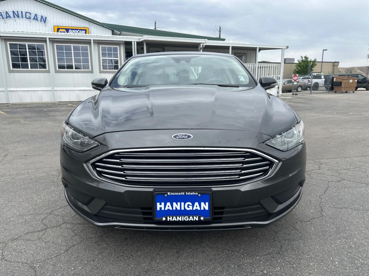 Ford Fusion SE FWD 2018