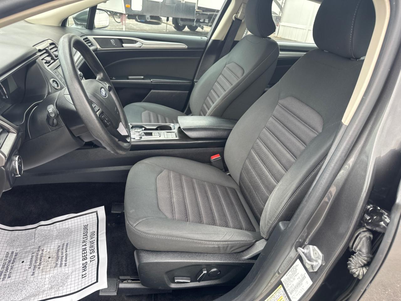 Ford Fusion SE FWD 2018
