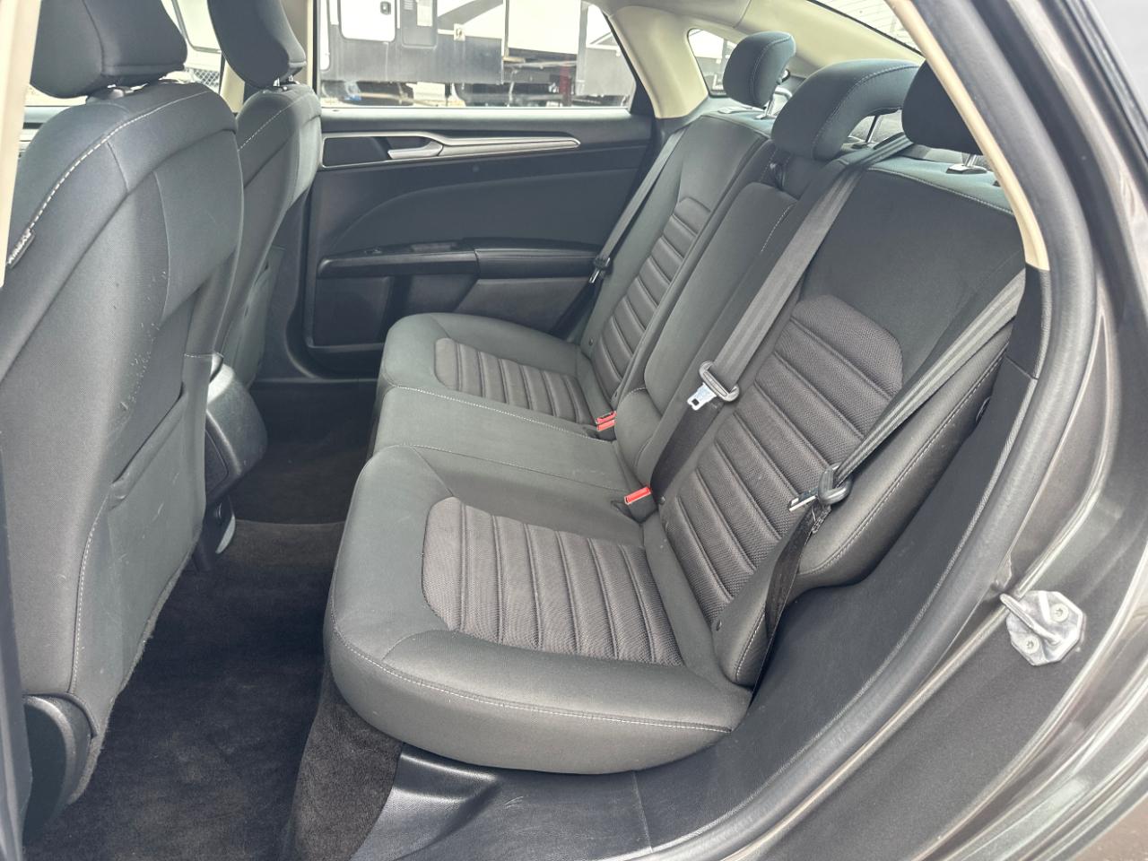 Ford Fusion SE FWD 2018