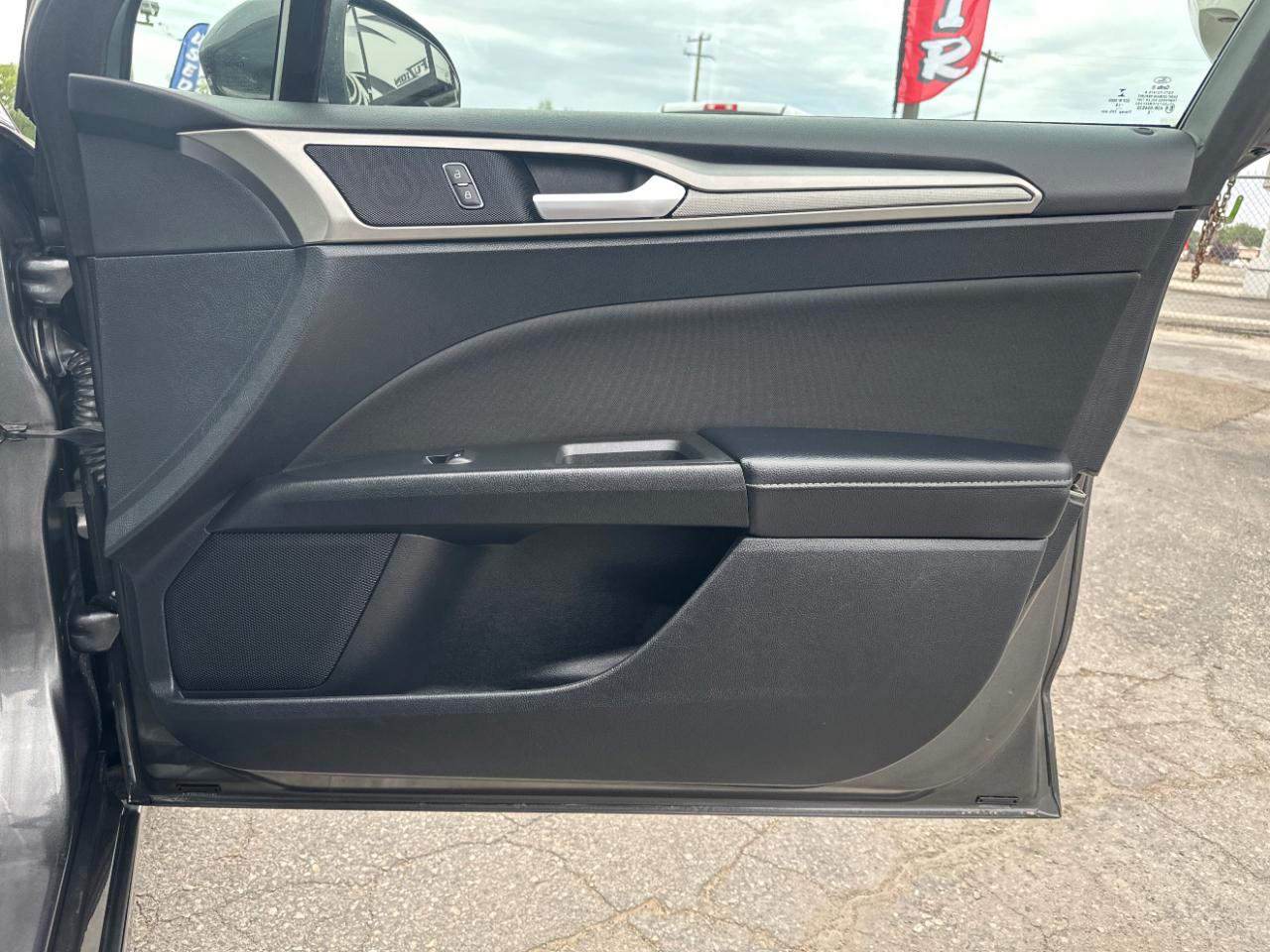 Ford Fusion SE FWD 2018