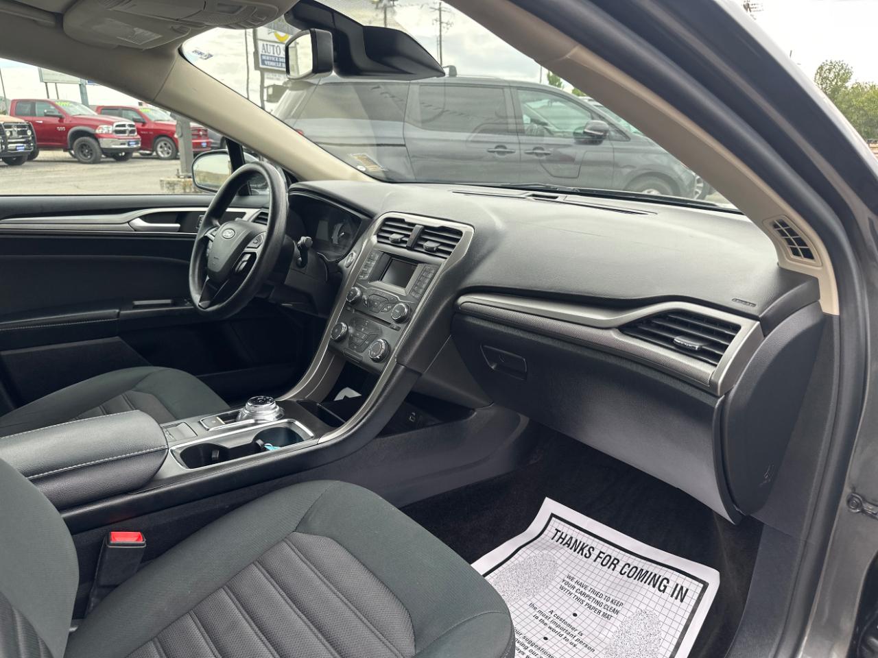 Ford Fusion SE FWD 2018