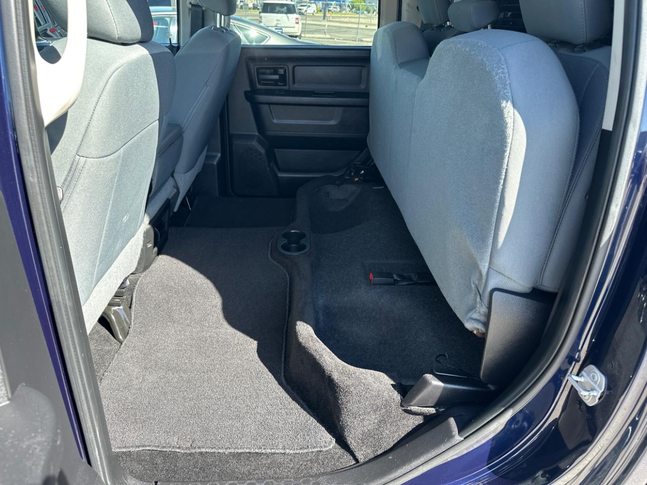 RAM 2500 4WD Crew Cab 149" Tradesman 2016