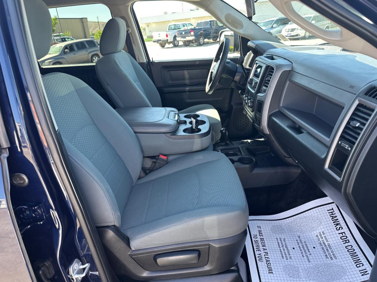 RAM 2500 4WD Crew Cab 149" Tradesman 2016
