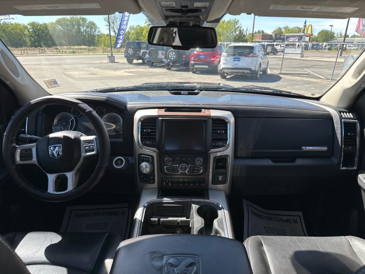 RAM 1500 4WD Crew Cab 149" Laramie 2016
