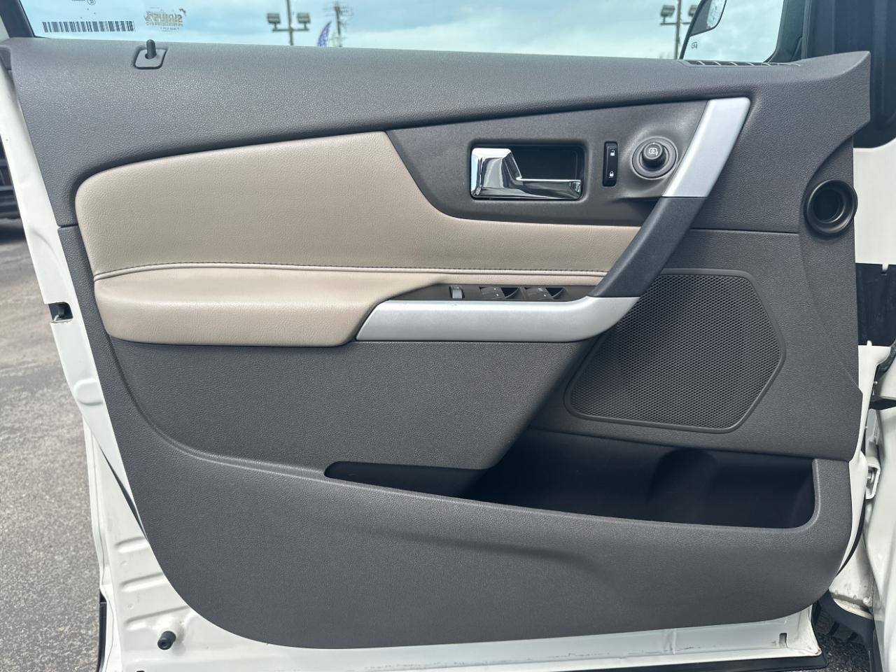Ford Edge 4dr SEL AWD 2012