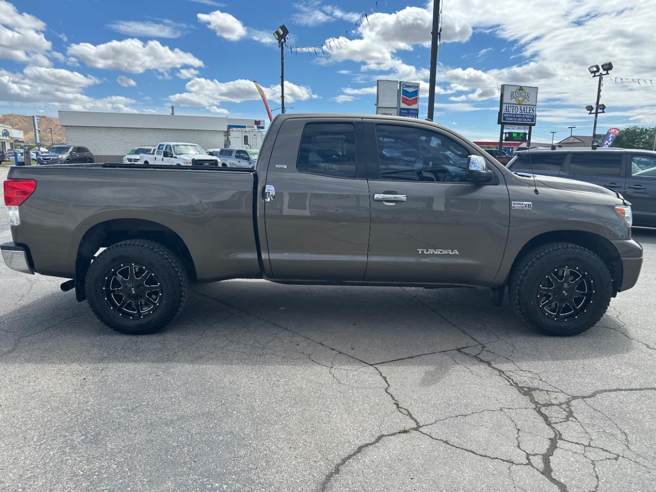 Toyota Tundra 4WD Truck Double Cab 5.7L V8 6-Spd AT (Natl) 2012