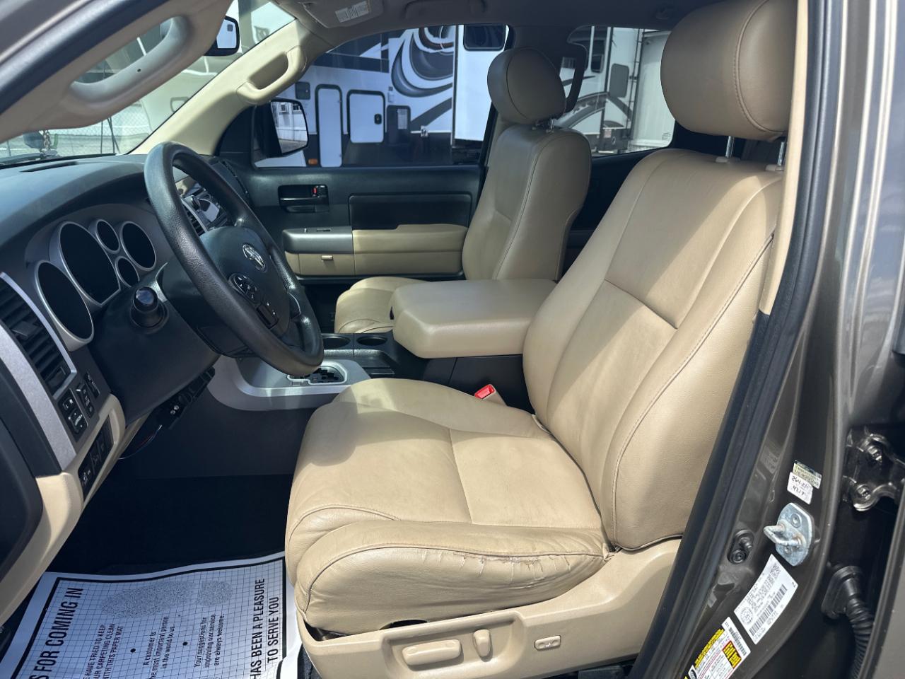 Toyota Tundra 4WD Truck Double Cab 5.7L V8 6-Spd AT (Natl) 2012