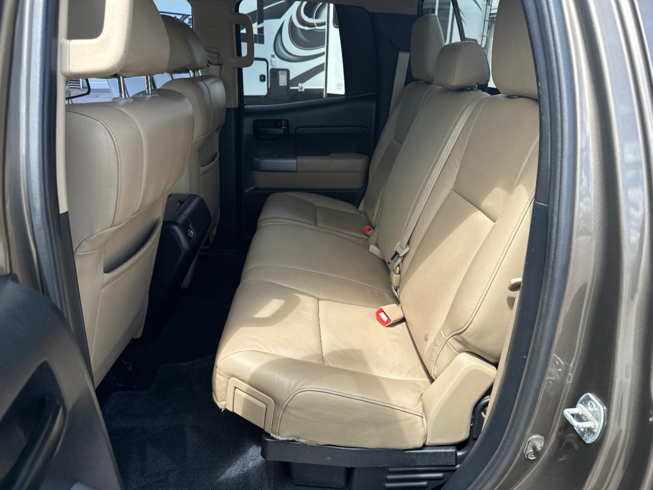 Toyota Tundra 4WD Truck Double Cab 5.7L V8 6-Spd AT (Natl) 2012