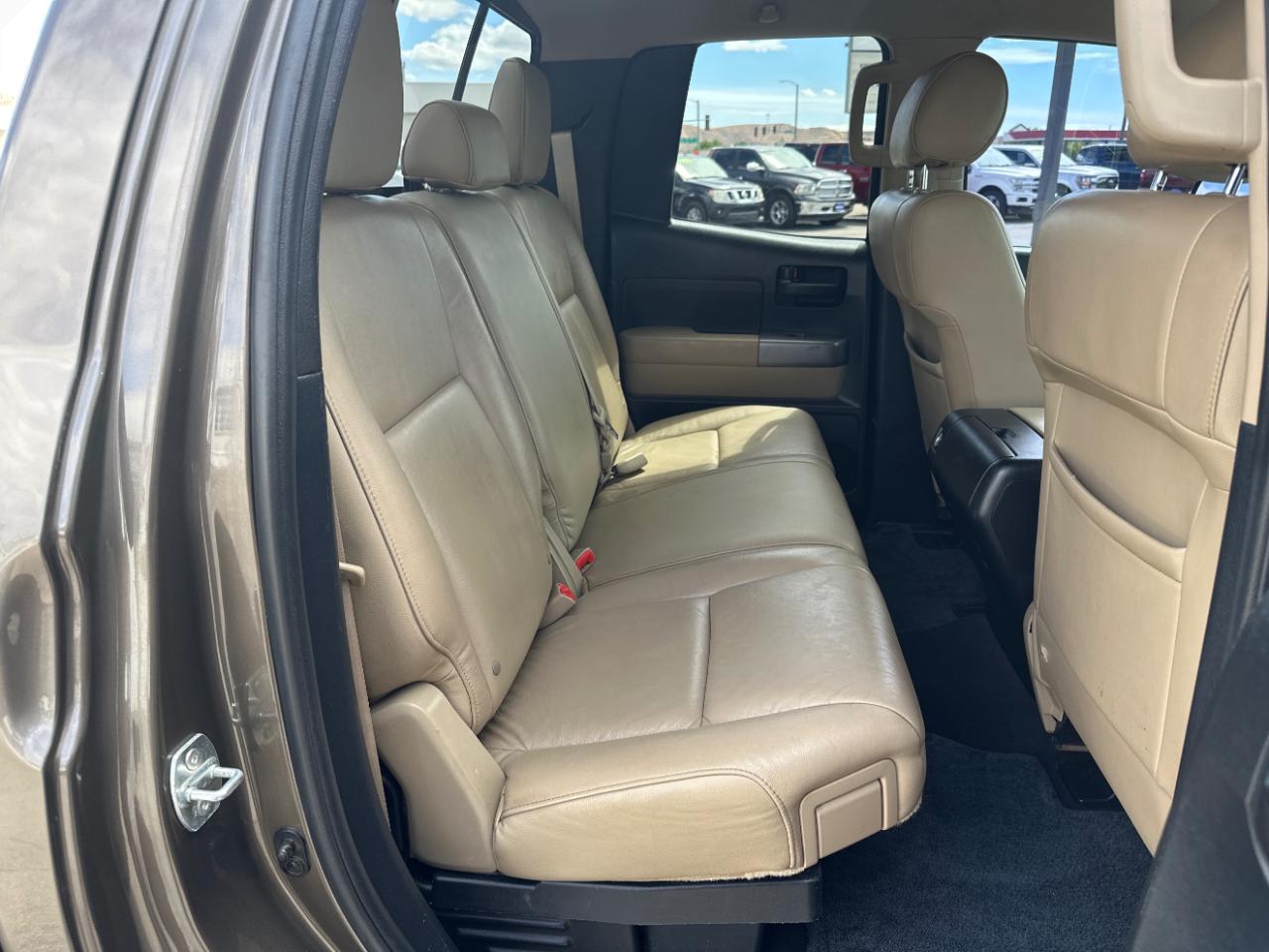 Toyota Tundra 4WD Truck Double Cab 5.7L V8 6-Spd AT (Natl) 2012