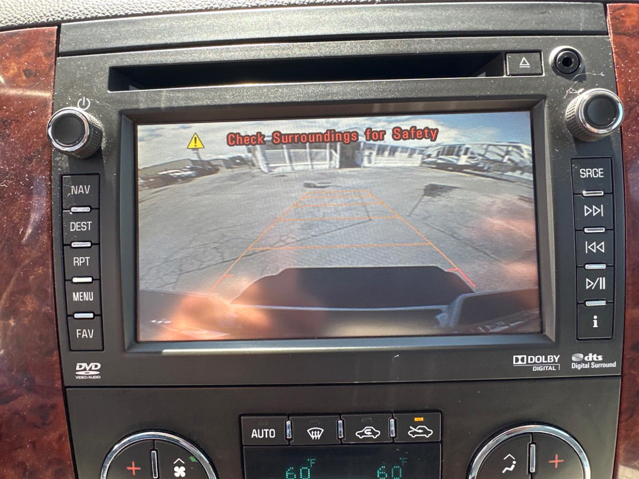 Chevrolet Avalanche 4WD Crew Cab LTZ 2013