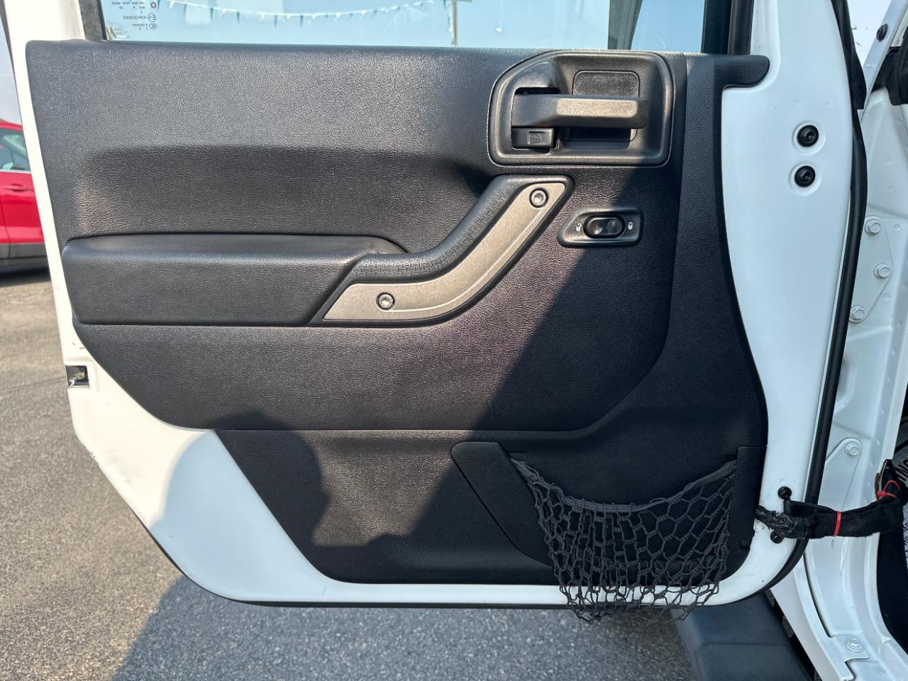 Jeep Wrangler Unlimited 4WD 4dr Sport 2014