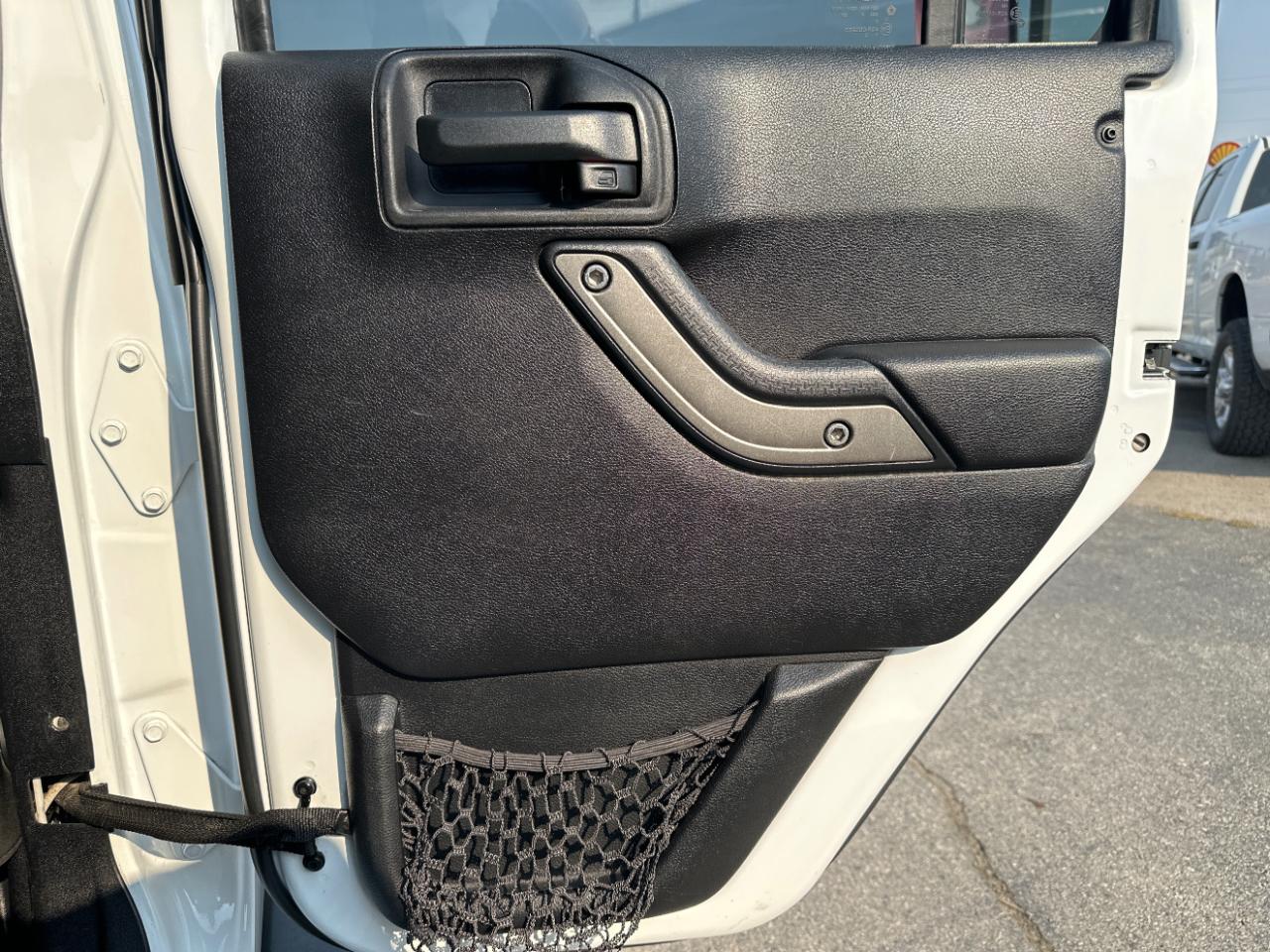 Jeep Wrangler Unlimited 4WD 4dr Sport 2014
