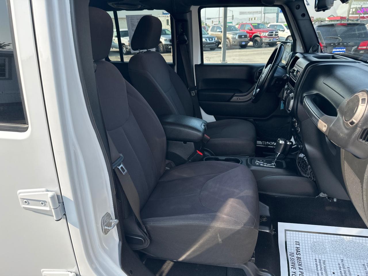 Jeep Wrangler Unlimited 4WD 4dr Sport 2014