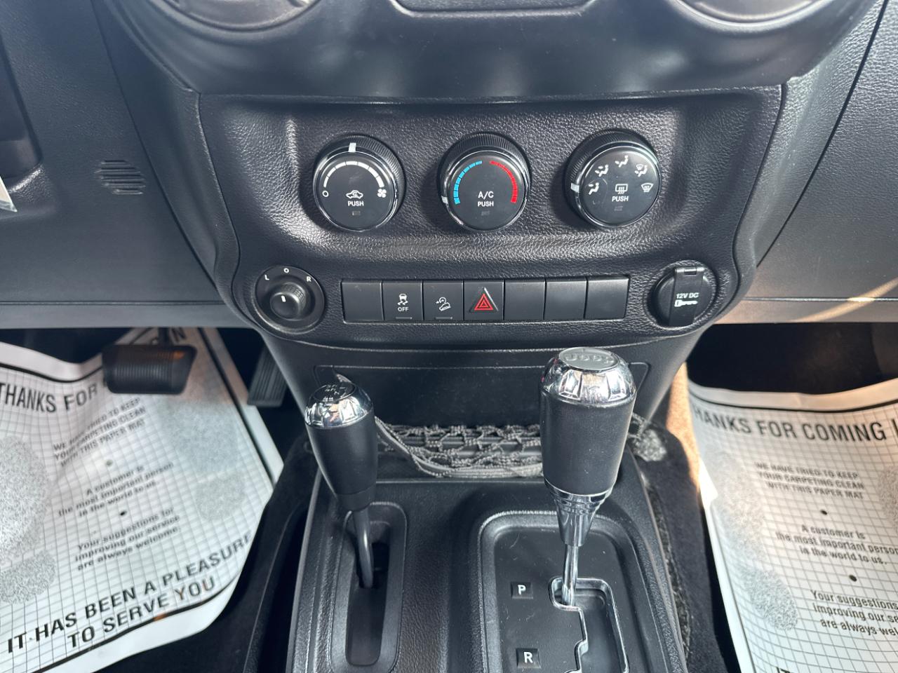Jeep Wrangler Unlimited 4WD 4dr Sport 2014