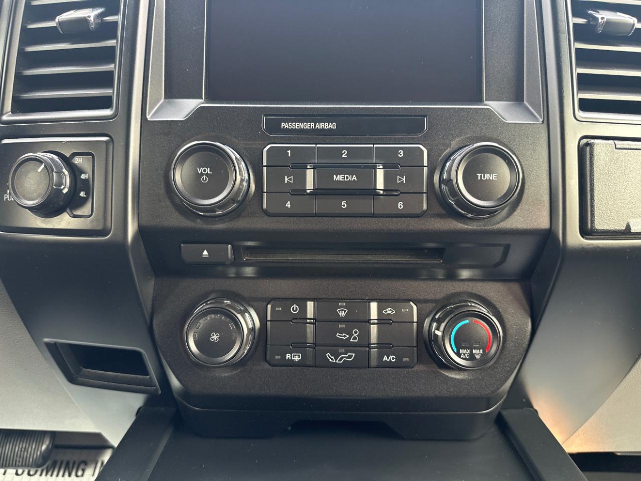 Ford F-150 Lariat 4WD SuperCrew 5.5' Box 2018