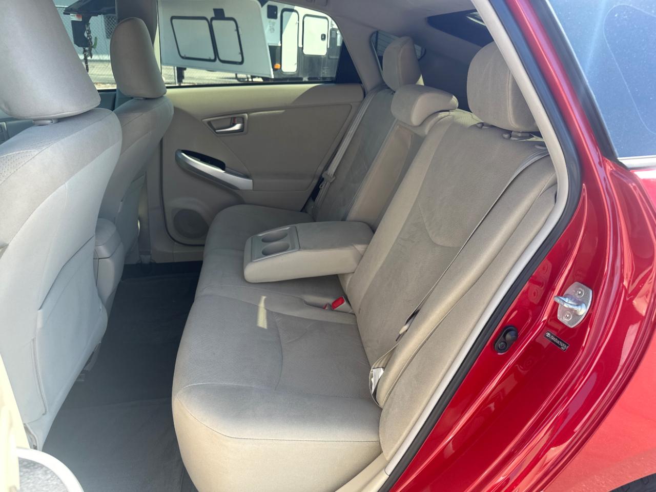 Toyota Prius 5dr HB Three (Natl) 2012