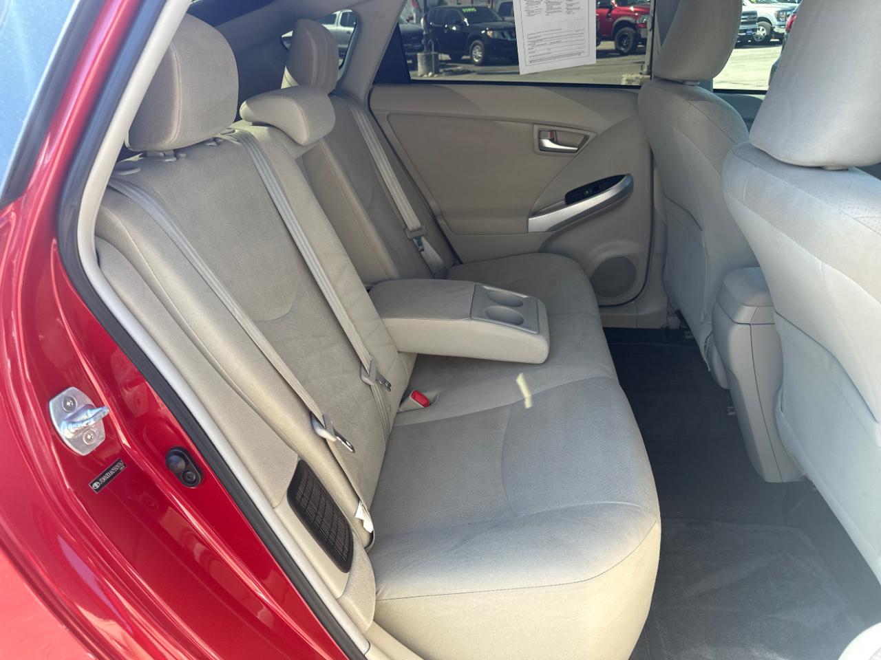 Toyota Prius 5dr HB Three (Natl) 2012